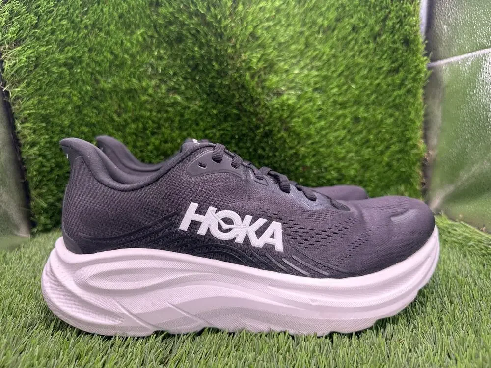 Hoka One One Clifton 11 1176572-BWHT Athletic Sneaker Mens 8D Black Mesh Jogging